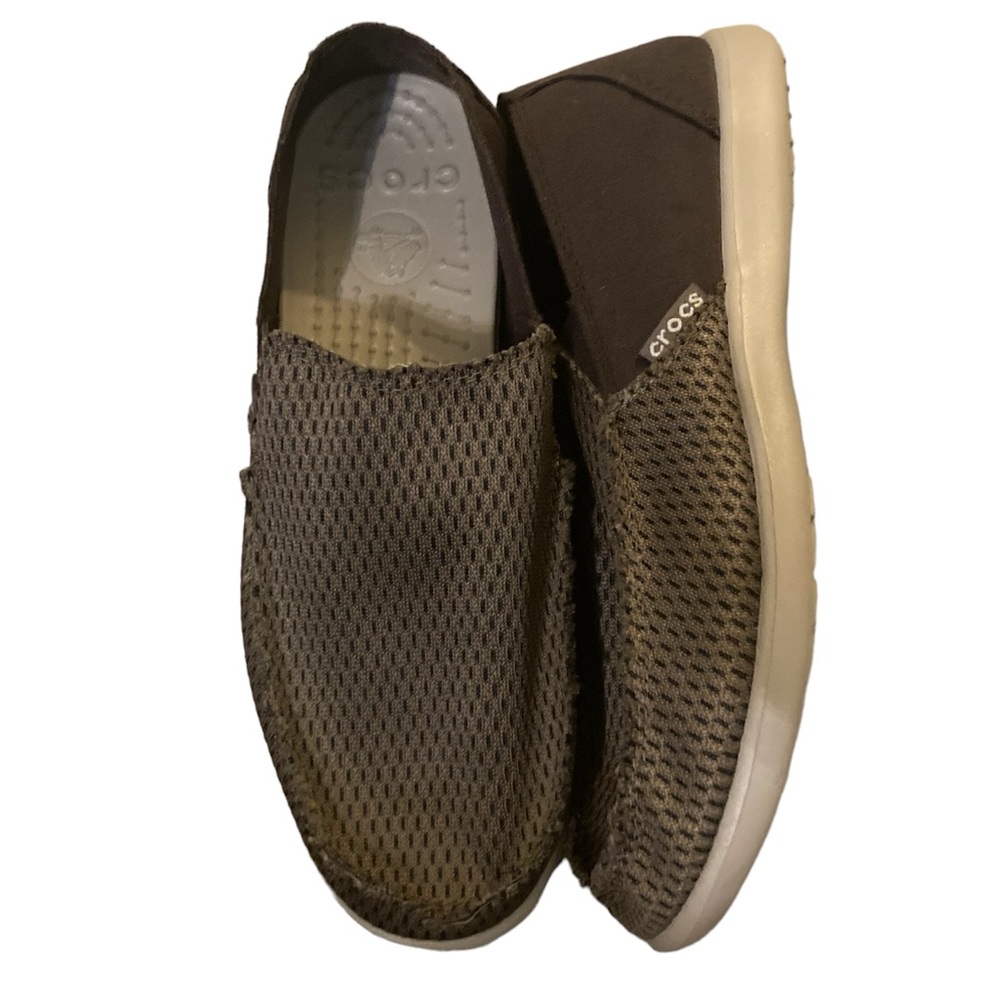 Crocs Santa Cruz Loafers Size Mens 7 woman’s 8 US Canvas Slip On Shoes Brown